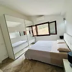 Balda-san Teodoro -lu Fraili Villa San Teodoro (Sardinia)