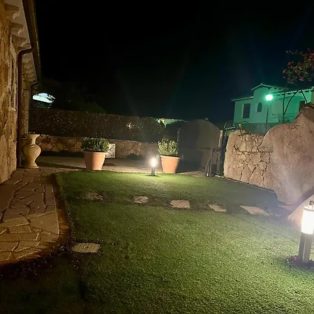 Villa Red Bouganvillea *