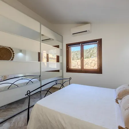 Balda-san Teodoro -lu Fraili Villa San Teodoro (Sardinia)